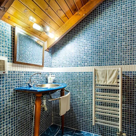Rosa Seaview Loft Apartament